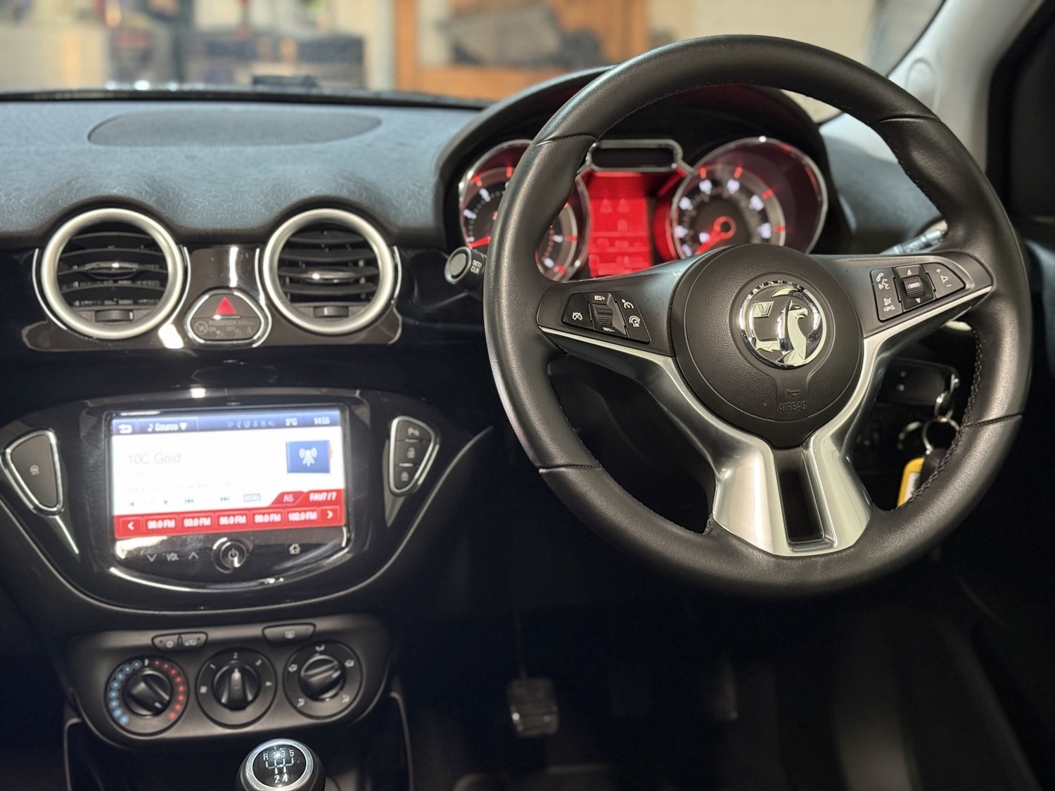 Used Vauxhall ADAM 2015 for sale - 77176178: Photo 16