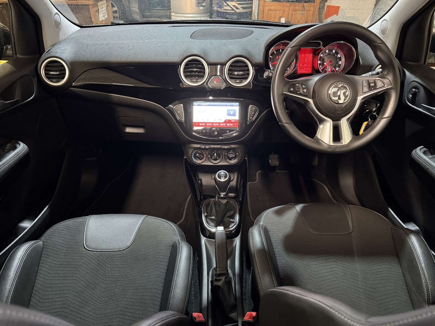 Used Vauxhall ADAM 2015 for sale - 77176178: Photo 18