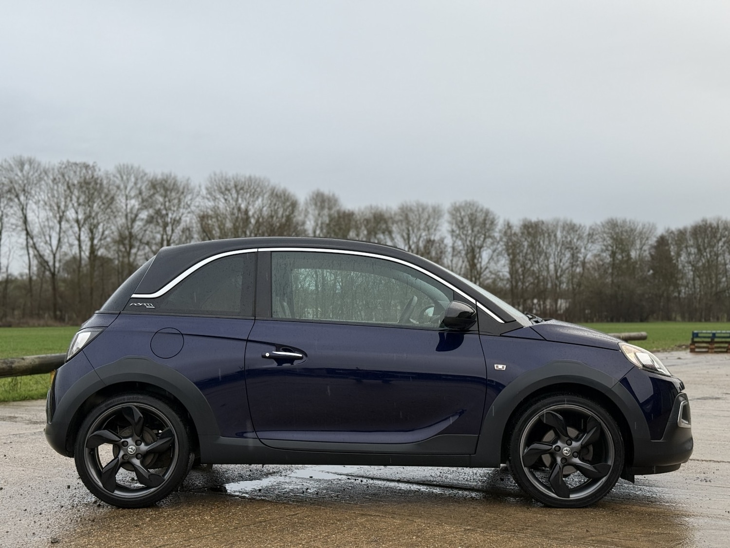 Used Vauxhall ADAM 2015 for sale - 77176178: Photo 4