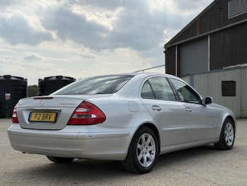 Used Mercedes-Benz E Class 2004 for sale - 78402574: Photo