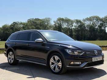 Used Volkswagen Passat 2016 for sale - 79631514: Photo