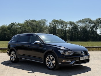 Used Volkswagen Passat 2016 for sale - 79631514: Photo