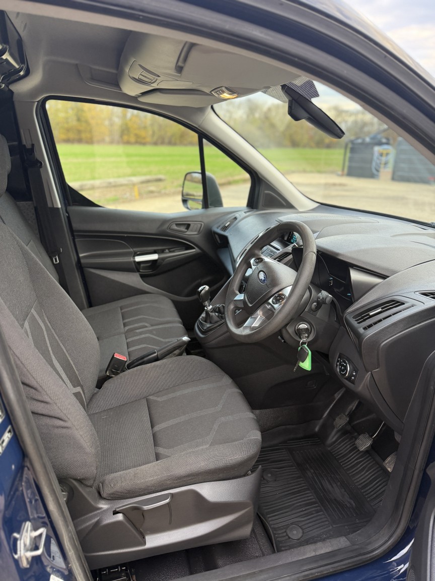Used Ford Transit Connect 2017 for sale - 76488716: Photo 10