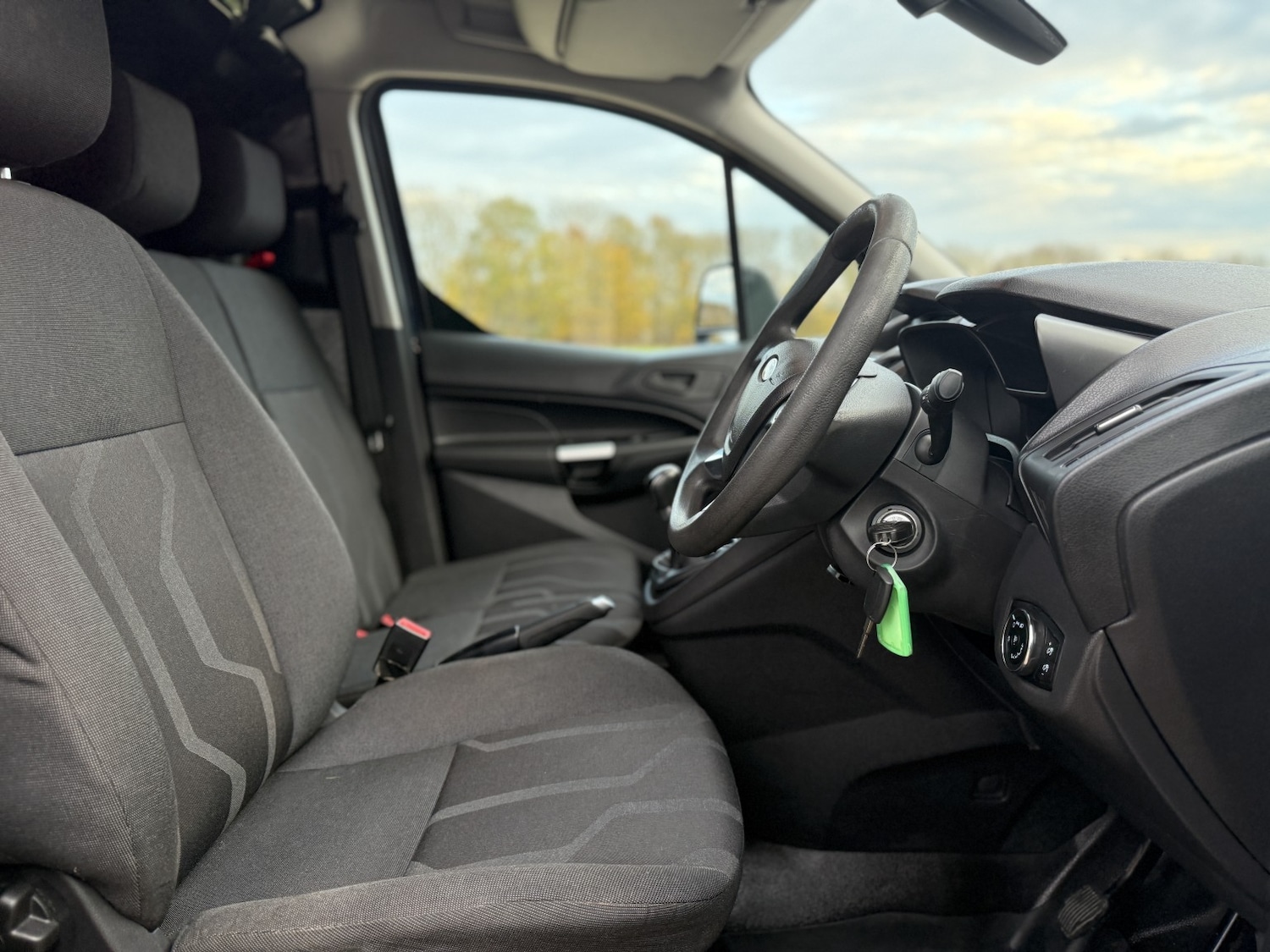 Used Ford Transit Connect 2017 for sale - 76488716: Photo 11