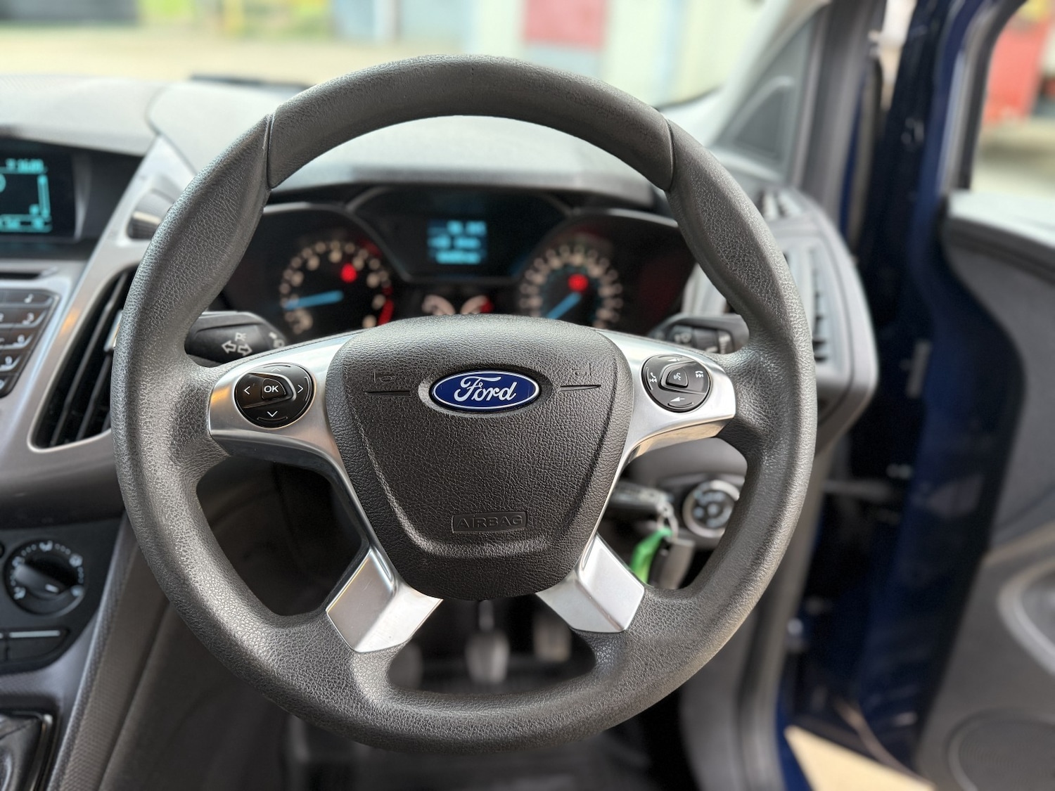 Used Ford Transit Connect 2017 for sale - 76488716: Photo 13