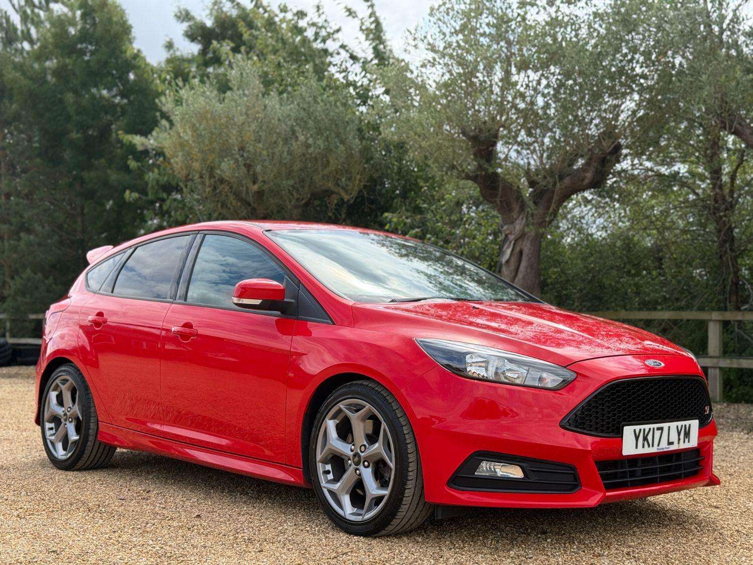 Used Ford Focus 2017 for sale - 77176181: Photo 2