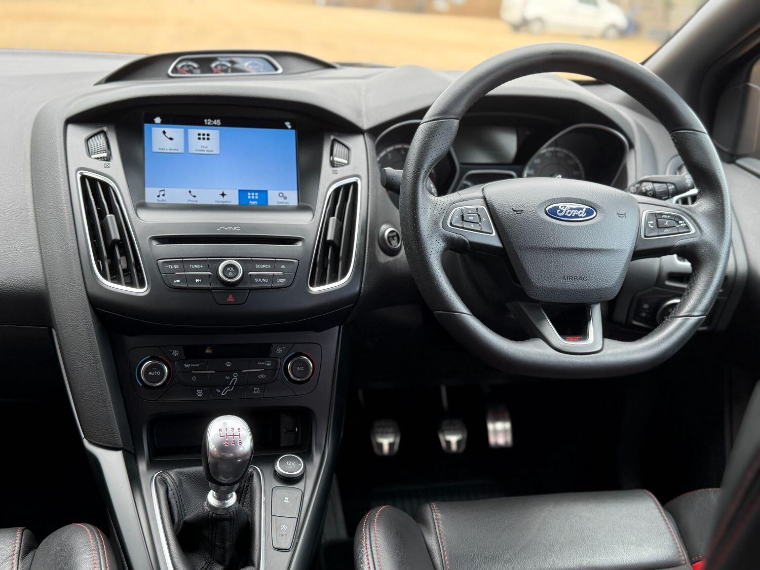 Used Ford Focus 2017 for sale - 77176181: Photo 23