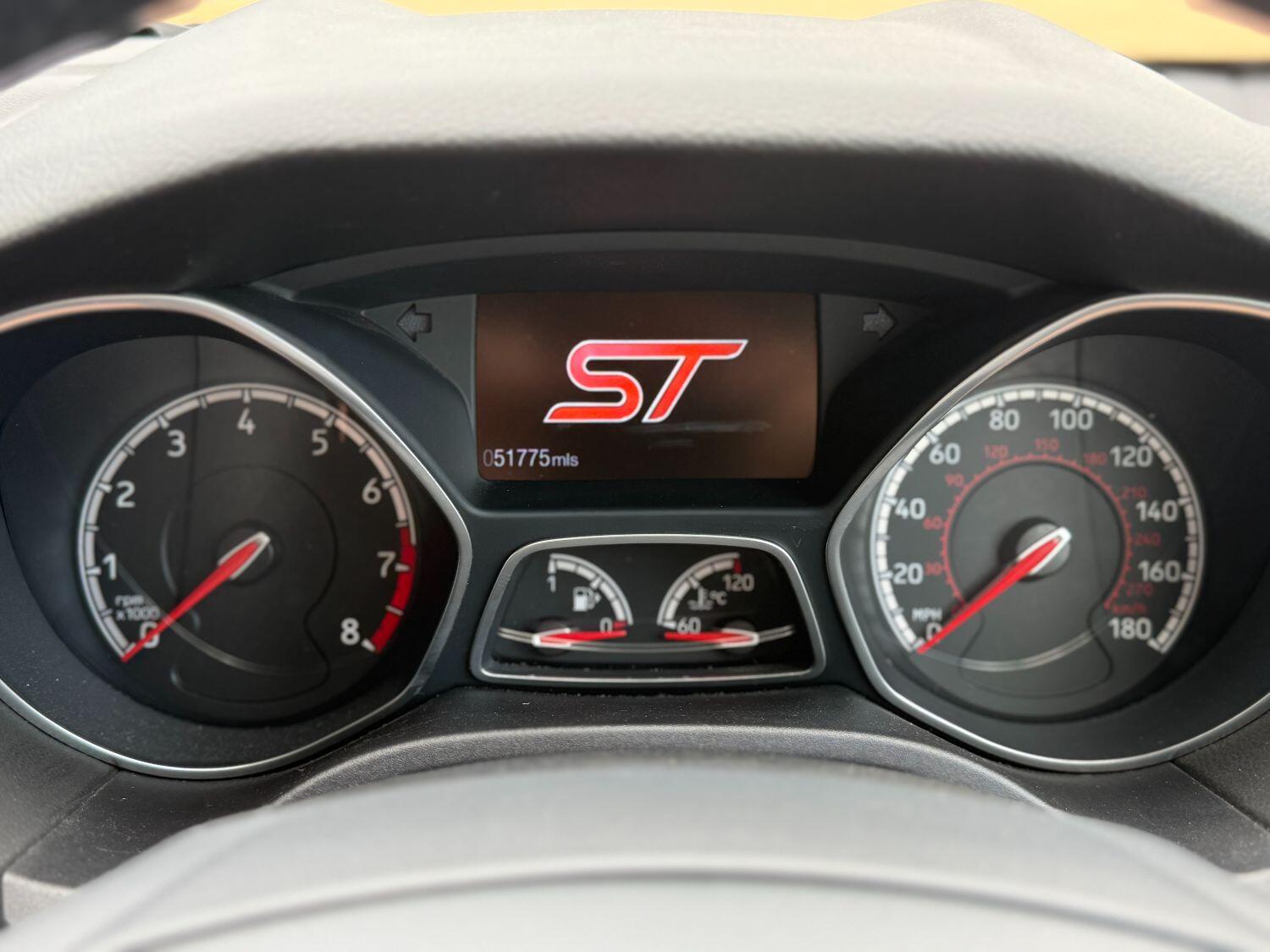 Used Ford Focus 2017 for sale - 77176181: Photo 25