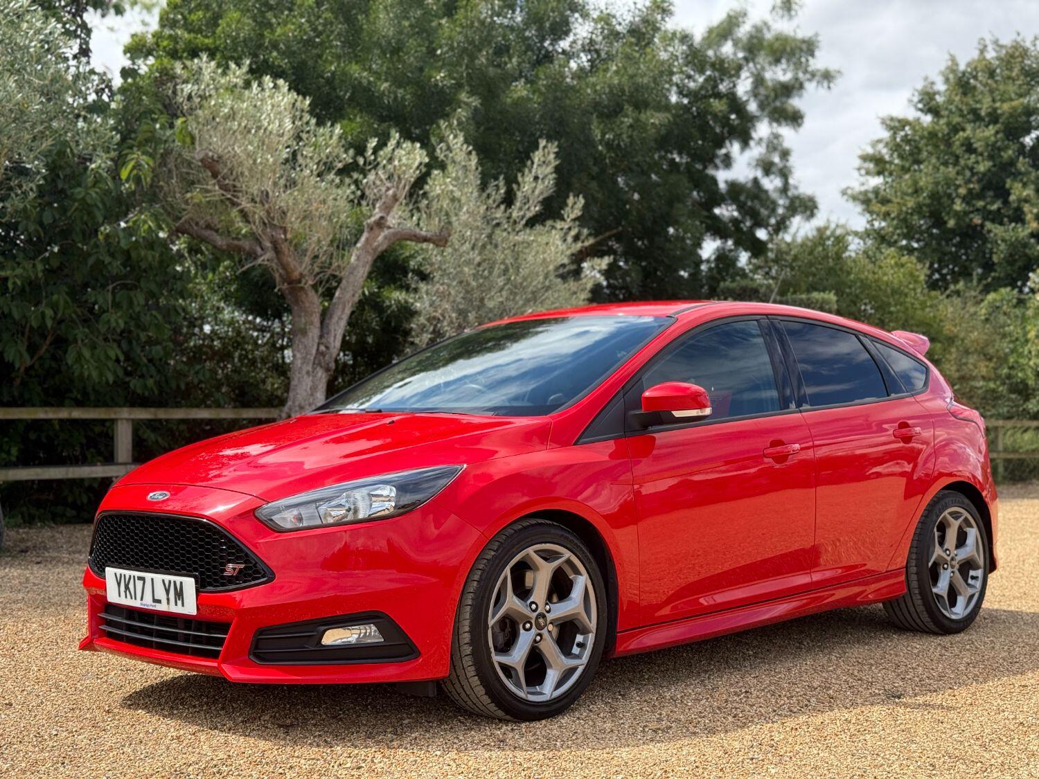 Used Ford Focus 2017 for sale - 77176181: Photo 4