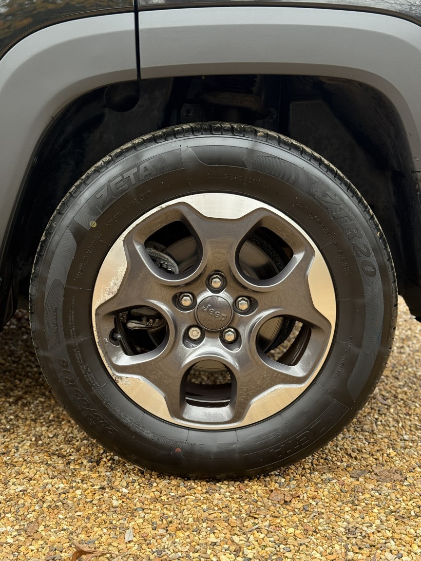 Used Jeep Renegade 2016 for sale - 77176179: Photo 16