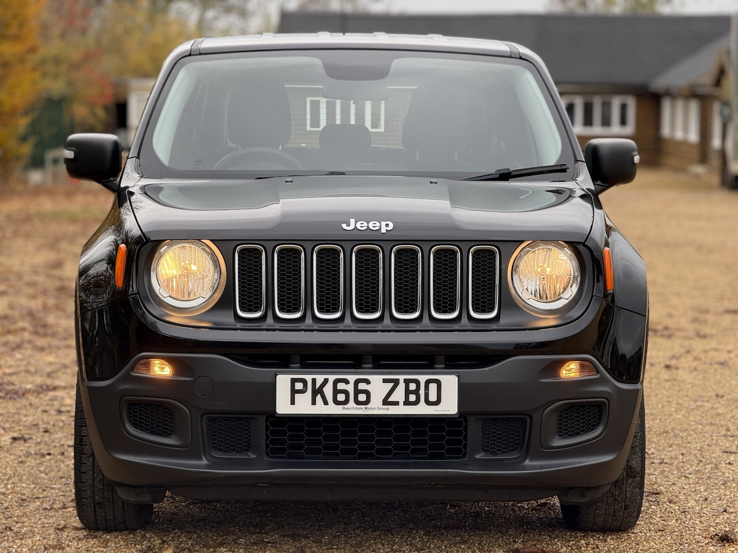 Used Jeep Renegade 2016 for sale - 77176179: Photo 5