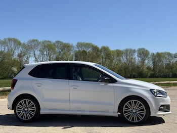 Used Volkswagen Polo 2017 for sale - 78445615: Photo