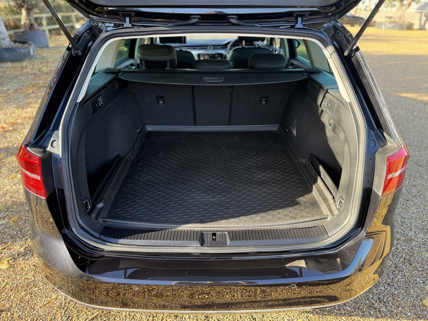 Used Volkswagen Passat 2018 for sale - 76387367: Photo 30