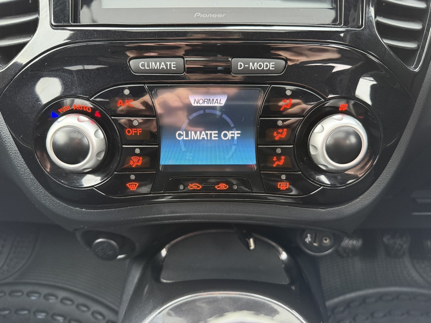 Used Nissan Juke 2015 for sale - 77251337: Photo 19