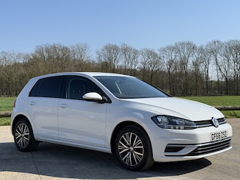 Used Volkswagen Golf 2018 for sale - 77968656: Photo