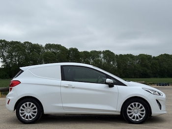Used Ford Fiesta Van 2019 for sale - 78659709: Photo