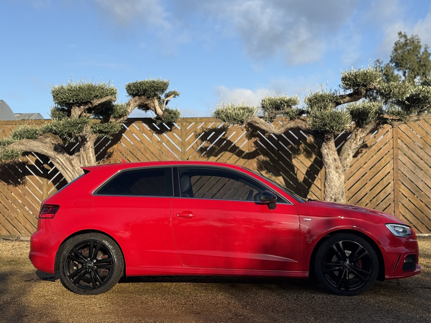 Used Audi A3 2014 for sale - 76699208: Photo 2