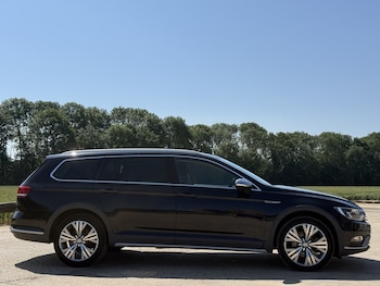 Used Volkswagen Passat 2016 for sale - 78956660: Photo