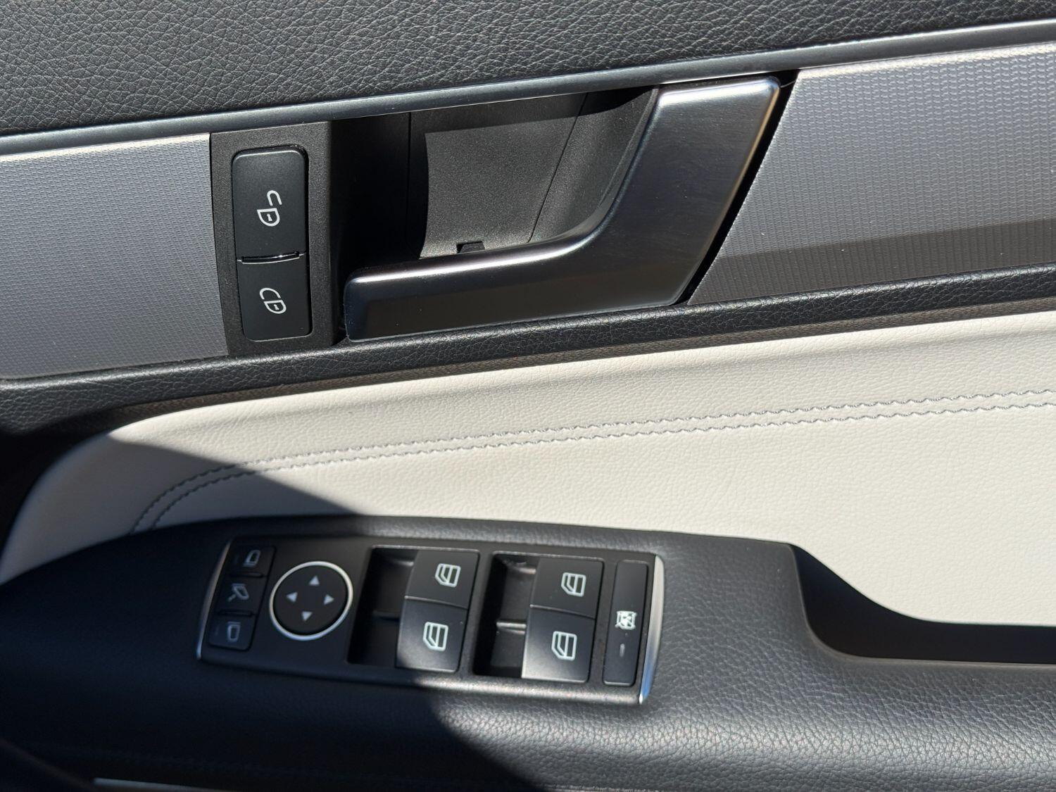 Used Mercedes-Benz E Class 2014 for sale - 76045733: Photo 29