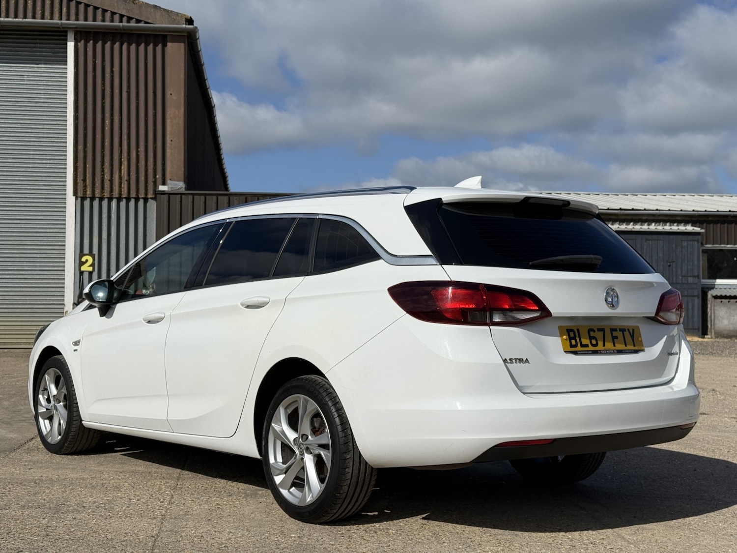 Used Vauxhall Astra 2017 for sale - 78112143: Photo 5
