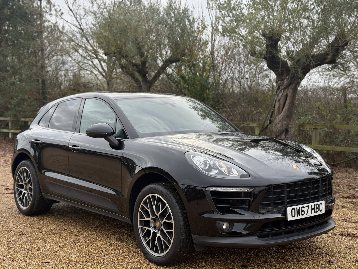 Used Porsche Macan 2017 for sale - 77176180: Photo 2