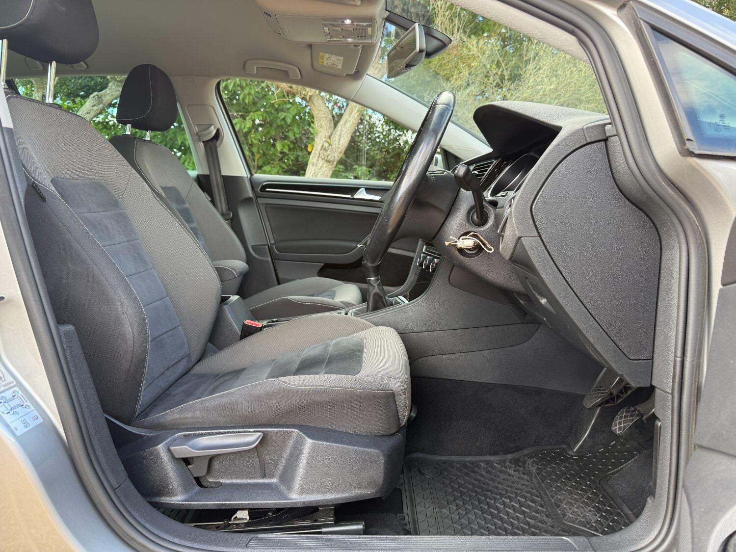 Used Volkswagen Golf 2015 for sale - 77176184: Photo 12