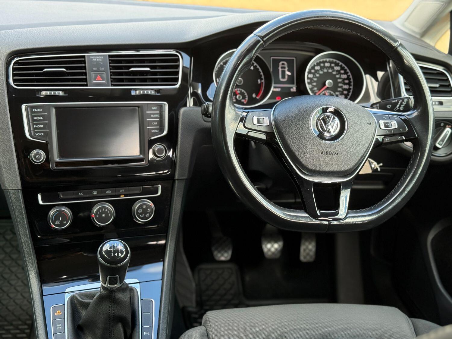 Used Volkswagen Golf 2015 for sale - 77176184: Photo 16