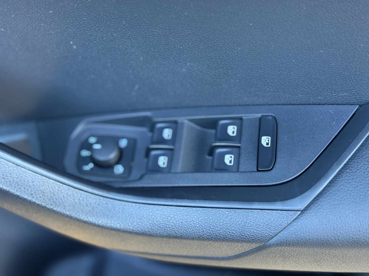 Used Skoda Karoq 2018 for sale - 77176183: Photo 18