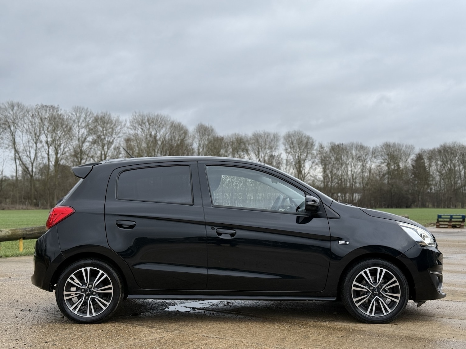 Used Mitsubishi Mirage 2019 for sale - 77176175: Photo 2