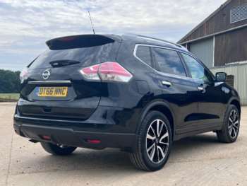 Used Nissan X-Trail 2017 for sale - 74949657: Photo