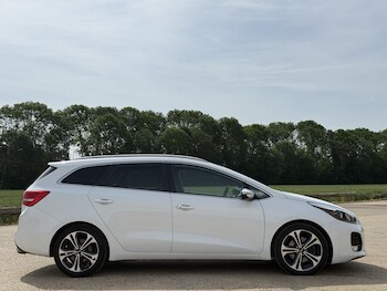 Used Kia Ceed 2017 for sale - 78750579: Photo