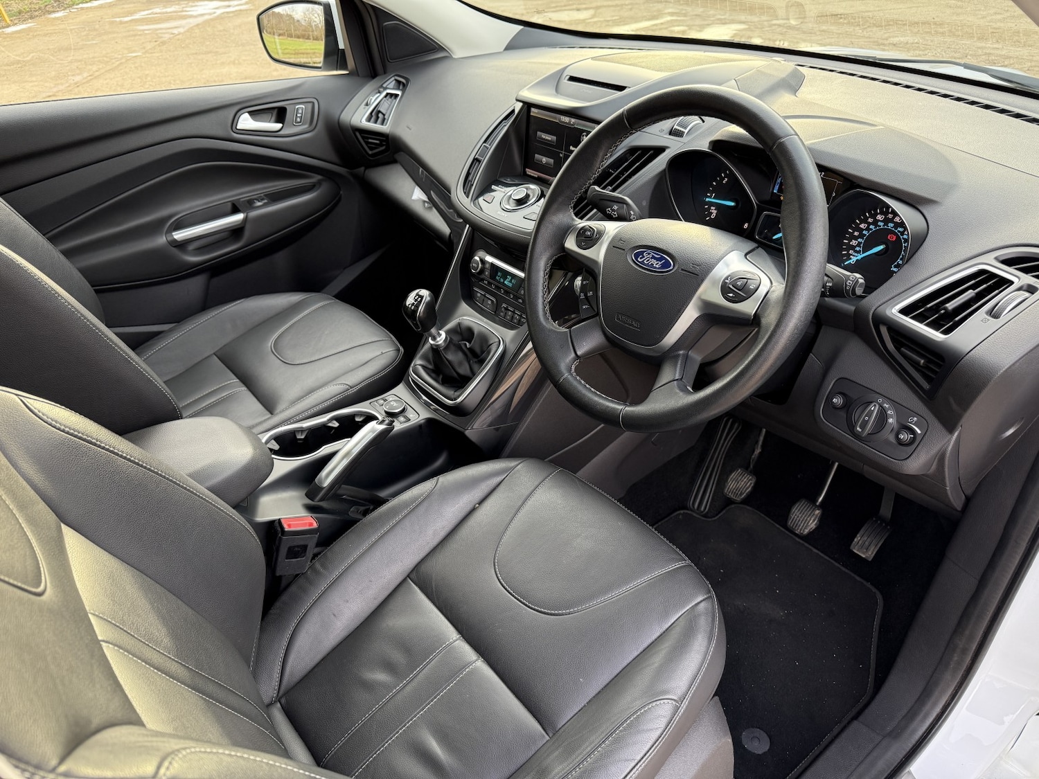 Used Ford Kuga 2016 for sale - 77176173: Photo 21