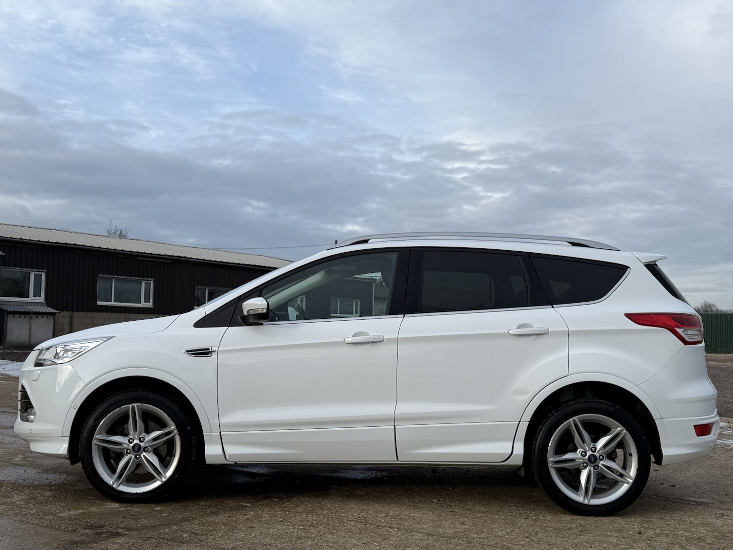 Used Ford Kuga 2016 for sale - 77176173: Photo 9
