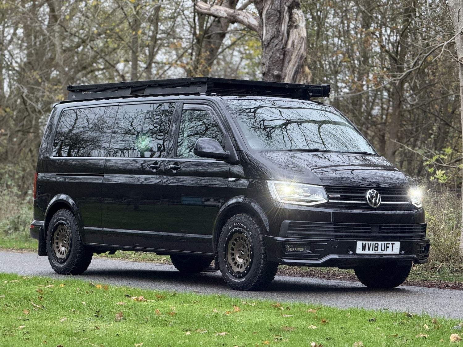 Used Volkswagen Transporter 2018 for sale - 76565184: Photo 1