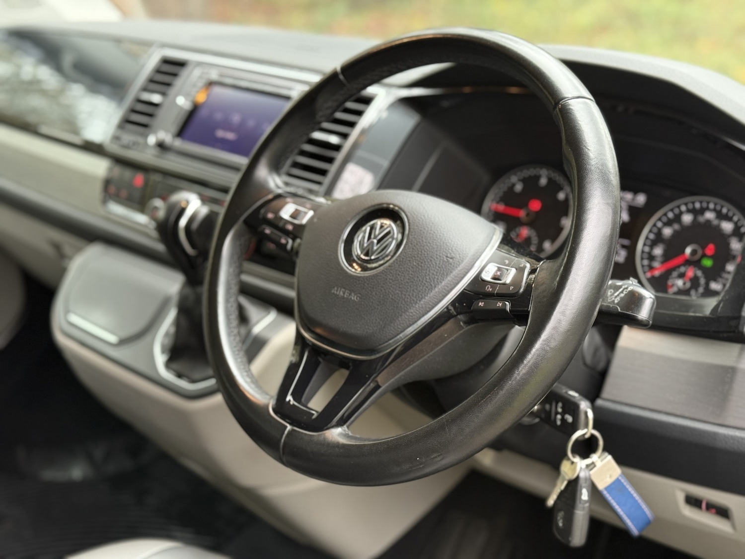 Used Volkswagen Transporter 2018 for sale - 76565184: Photo 21