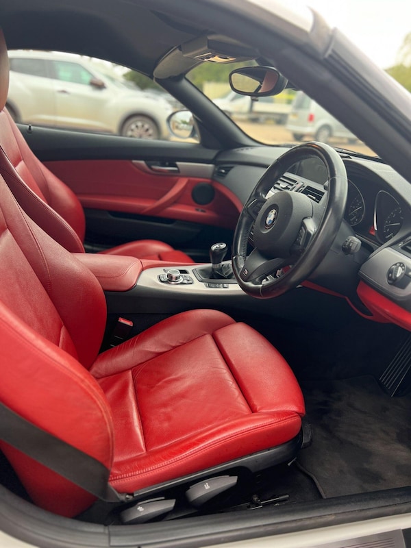 Used BMW Z4 2011 for sale - 75683167: Photo 11