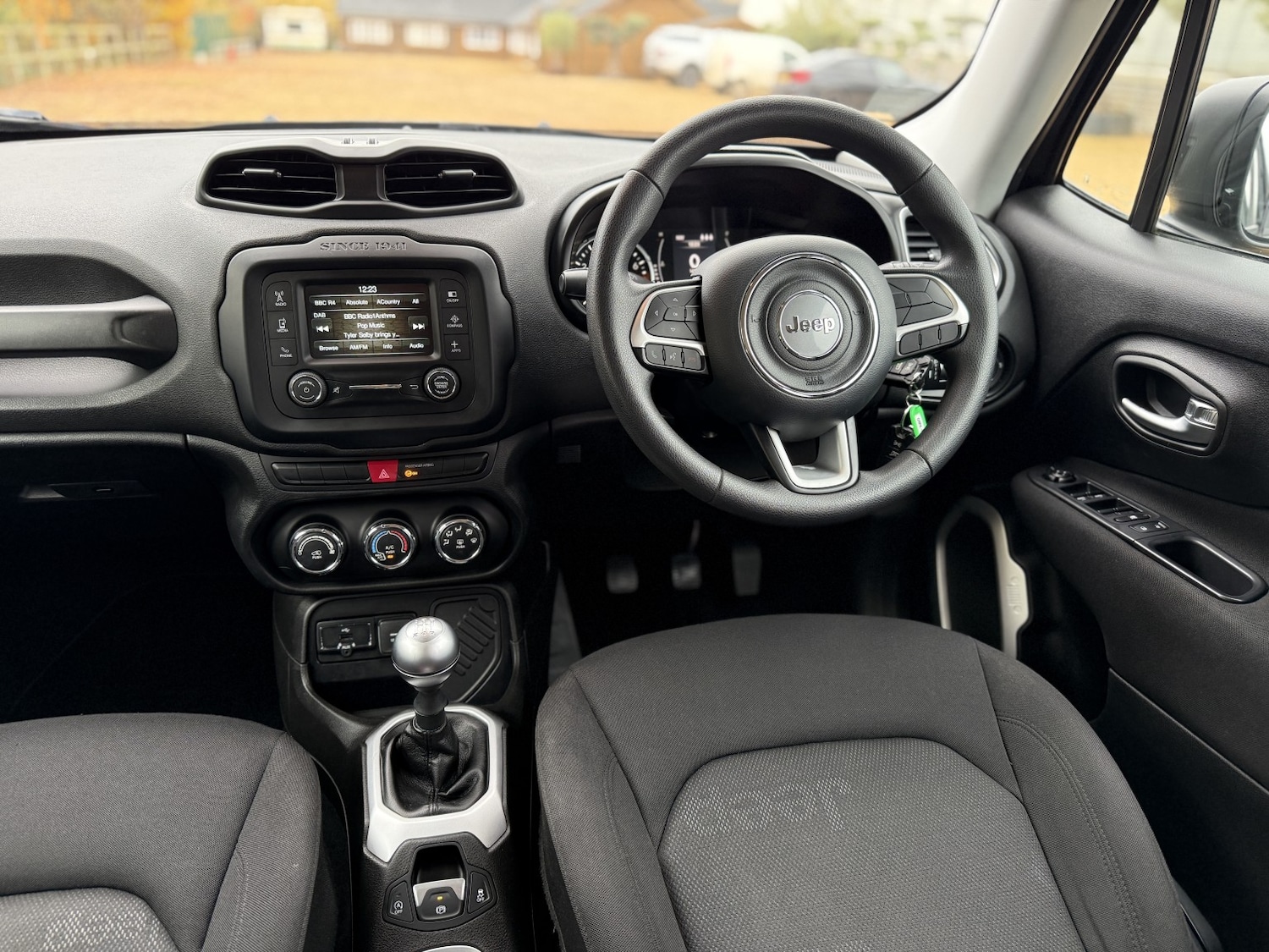 Used Jeep Renegade 2016 for sale - 76510857: Photo 22