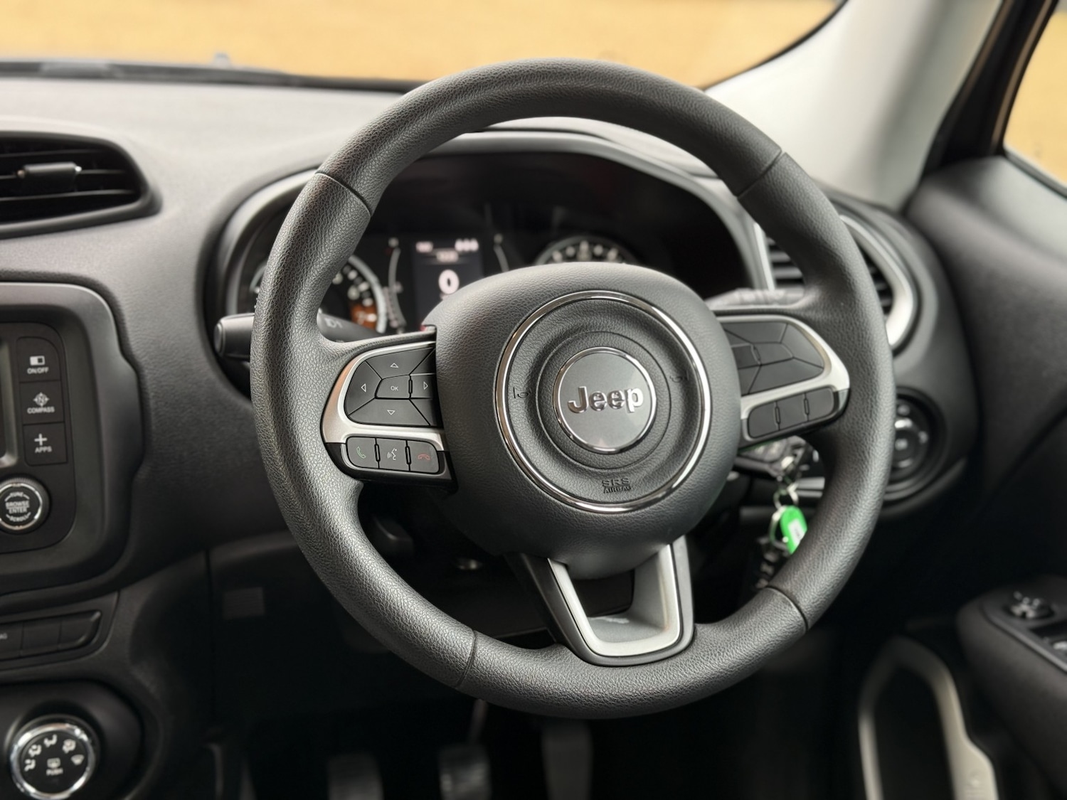 Used Jeep Renegade 2016 for sale - 76510857: Photo 23