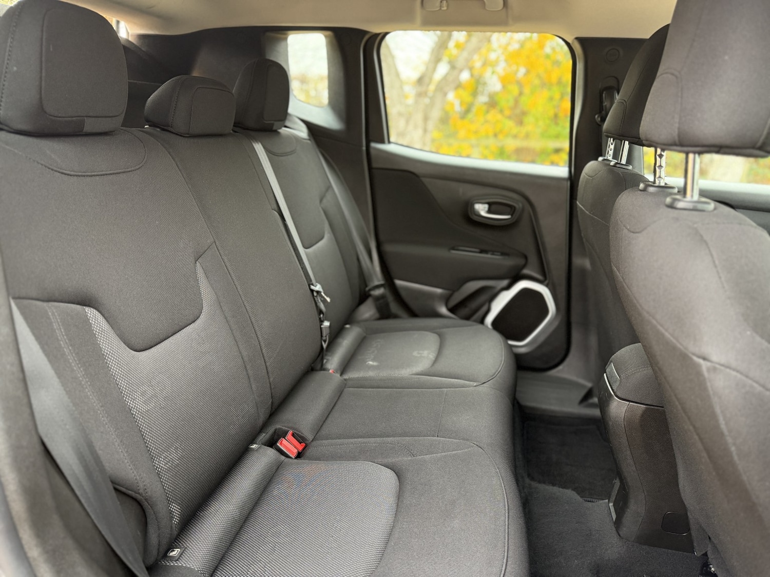 Used Jeep Renegade 2016 for sale - 76510857: Photo 29