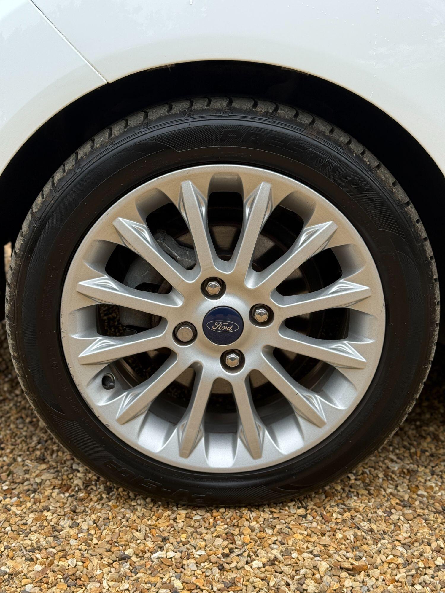 Used Ford Fiesta 2015 for sale - 76757004: Photo 12