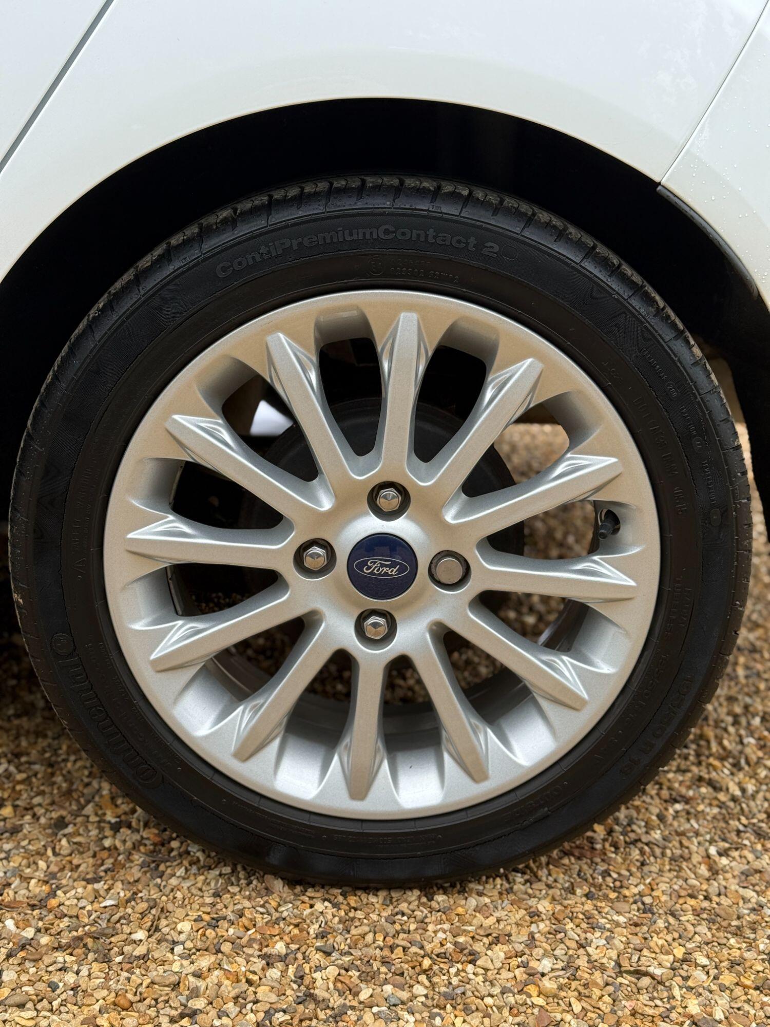 Used Ford Fiesta 2015 for sale - 76757004: Photo 13