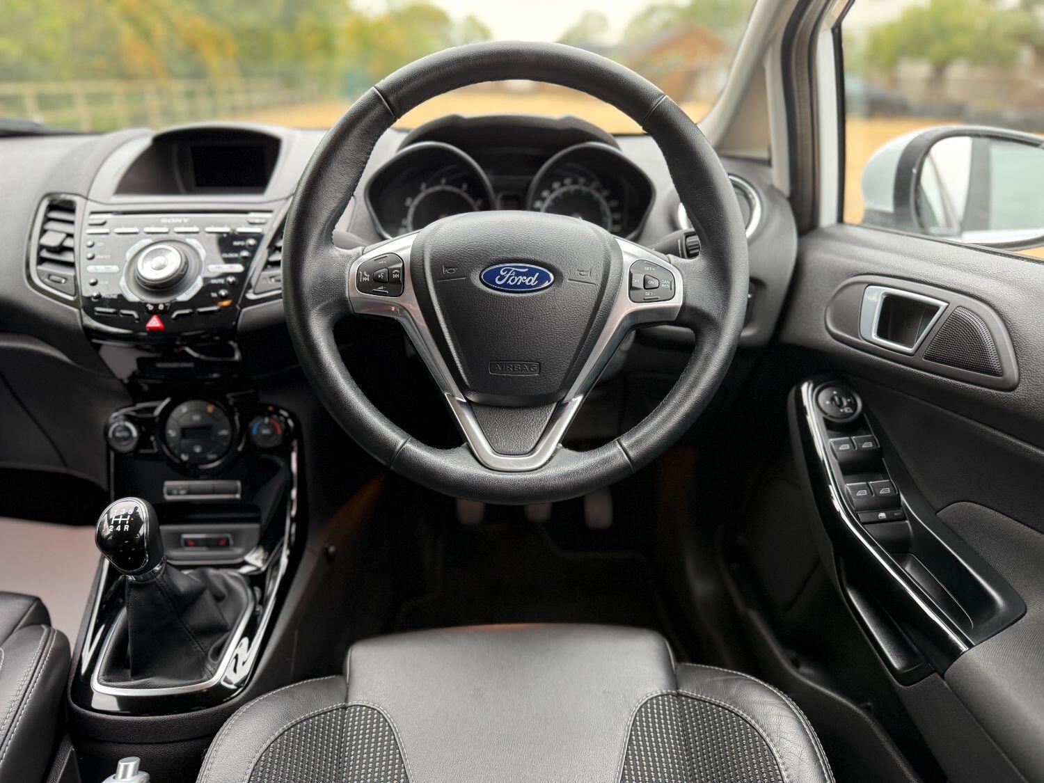 Used Ford Fiesta 2015 for sale - 76757004: Photo 22