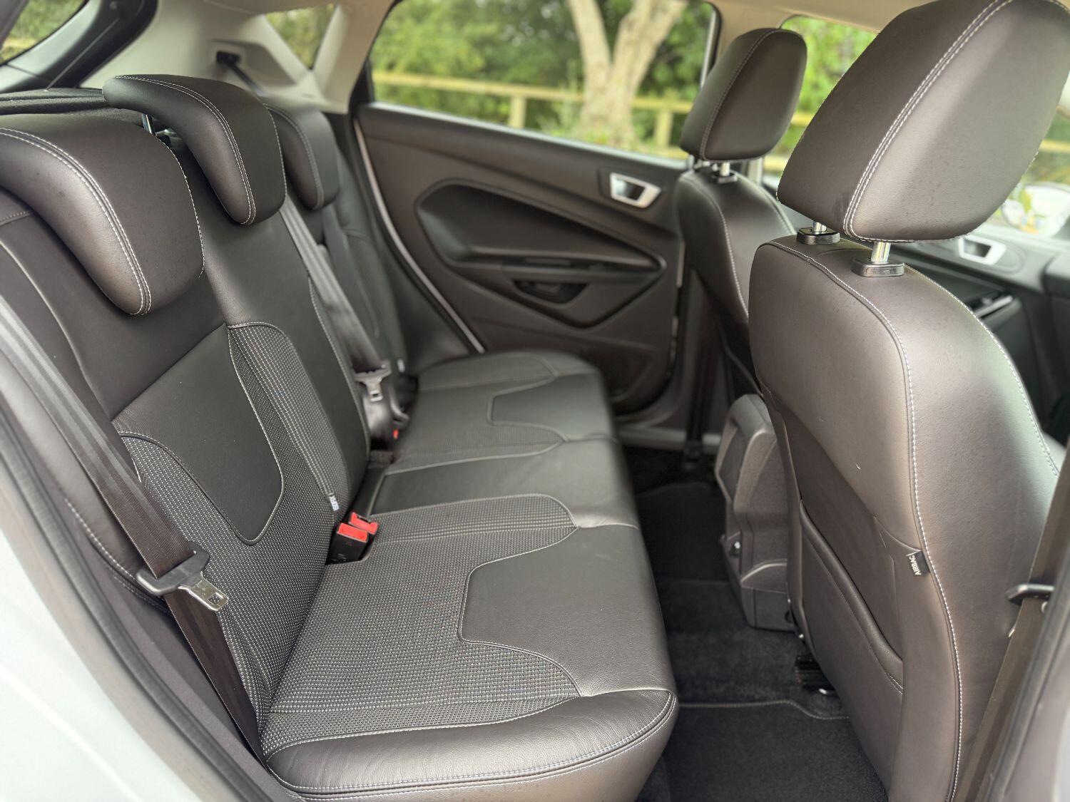 Used Ford Fiesta 2015 for sale - 76757004: Photo 29