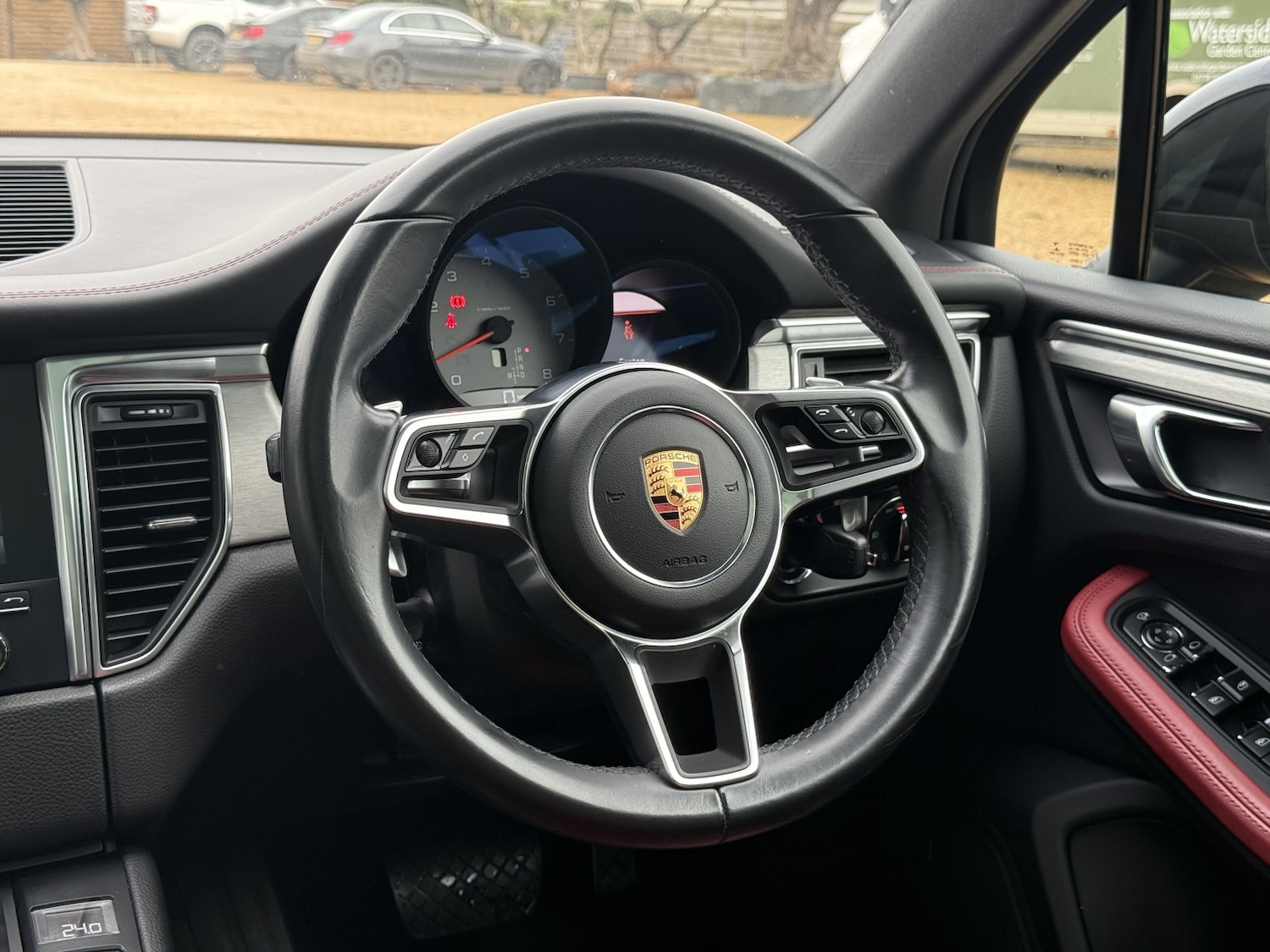 Used Porsche Macan 2017 for sale - 76541601: Photo 34