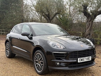 Used Porsche Macan 2017 for sale - 76541601: Photo