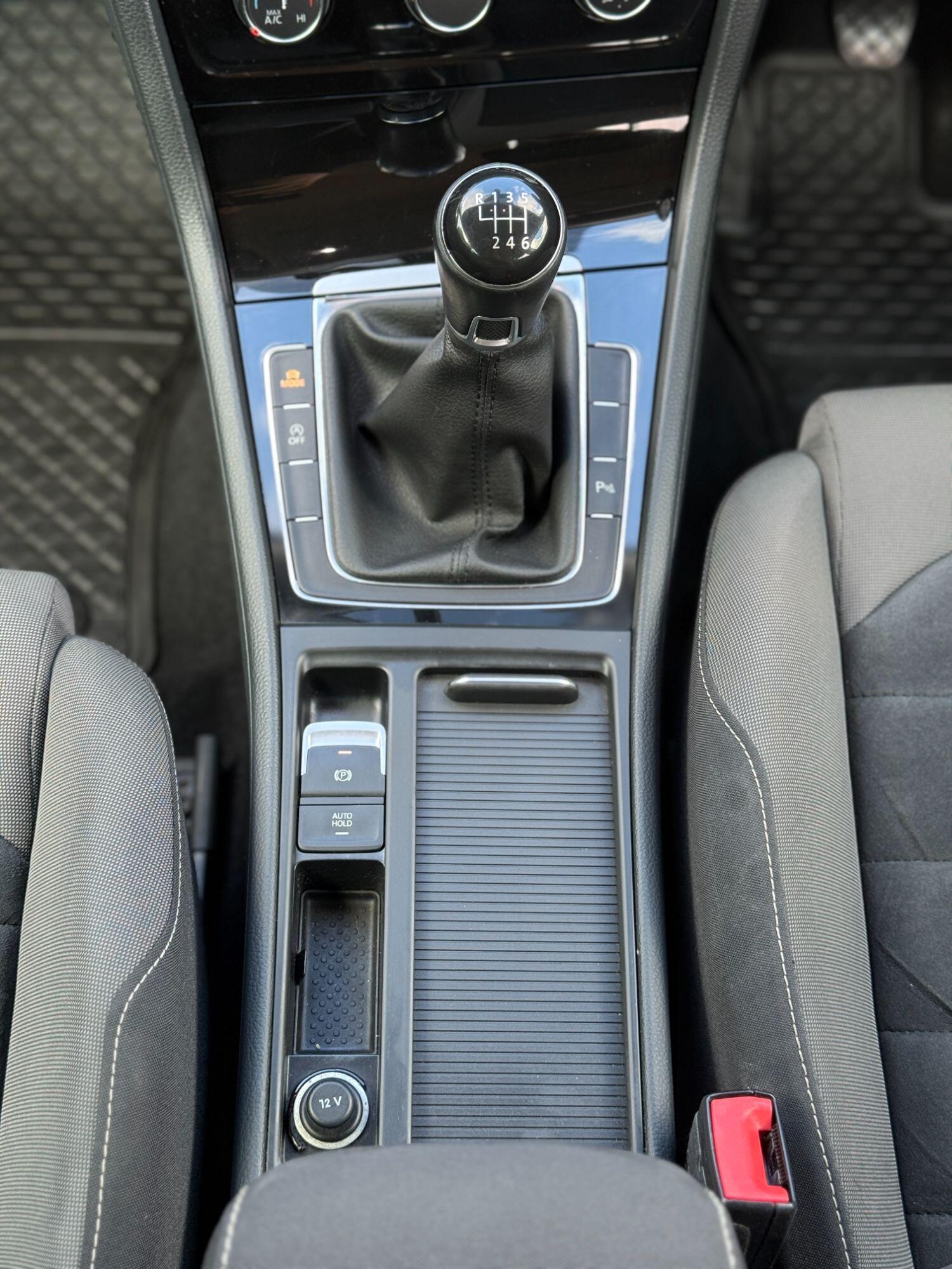 Used Volkswagen Golf 2015 for sale - 76769256: Photo 20