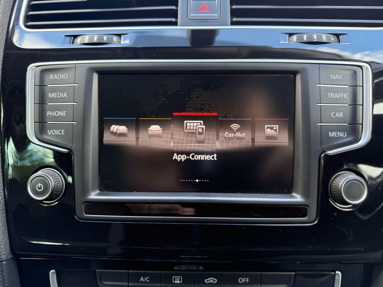 Used Volkswagen Golf 2015 for sale - 76769256: Photo 29