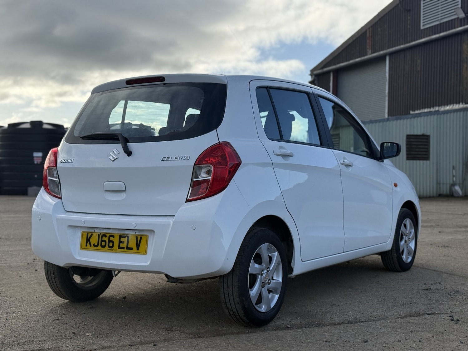 Used Suzuki Celerio 2017 for sale - 77176177: Photo 3