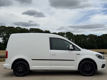 Used Volkswagen Caddy 2018 for sale - 79047662: Photo