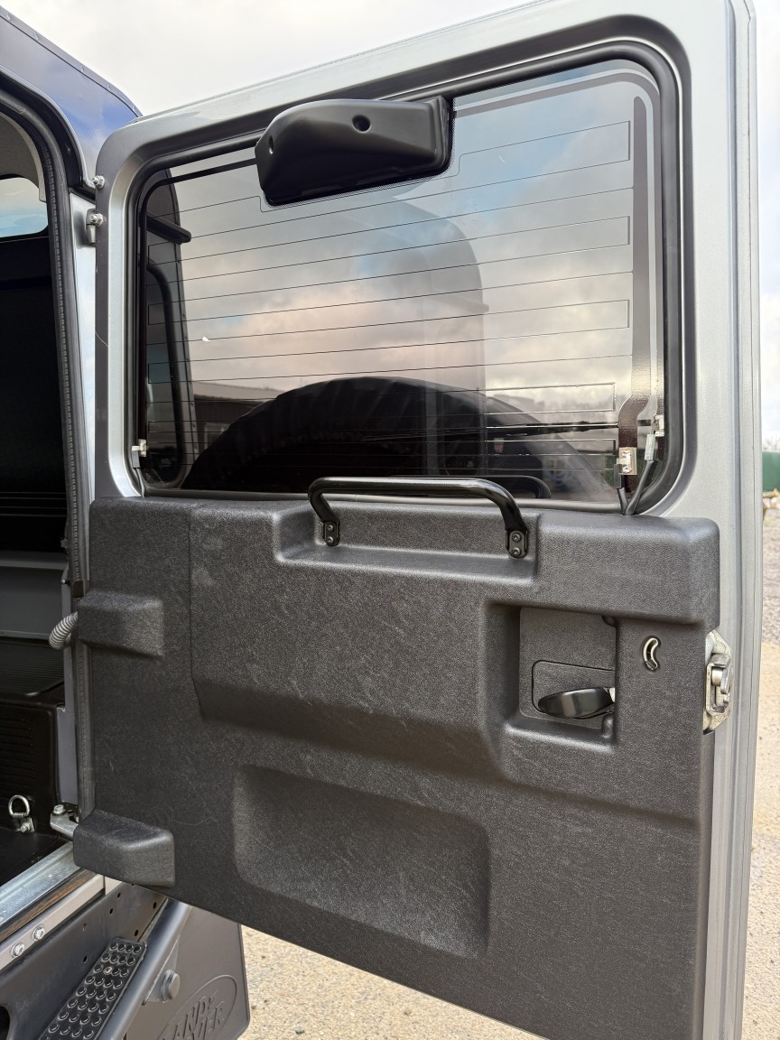 Used Land Rover Defender 90 2012 for sale - 77438305: Photo 30